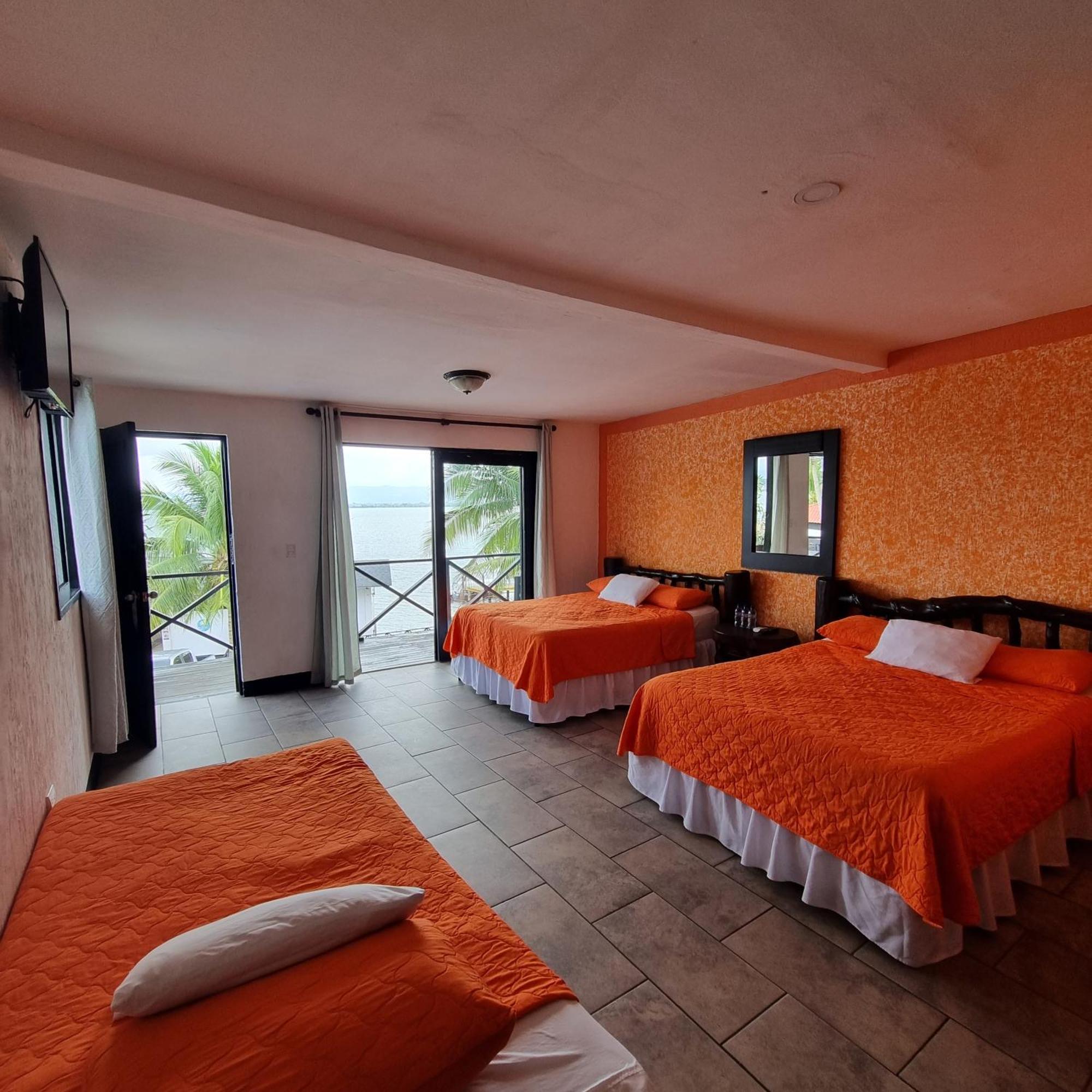 Hotel Mi Paraiso Rio Dulce Castillo de San Felipe المظهر الخارجي الصورة