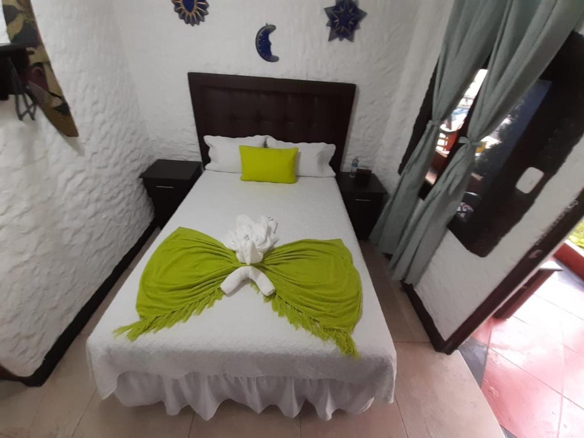 Hotel Mi Paraiso Rio Dulce Castillo de San Felipe المظهر الخارجي الصورة